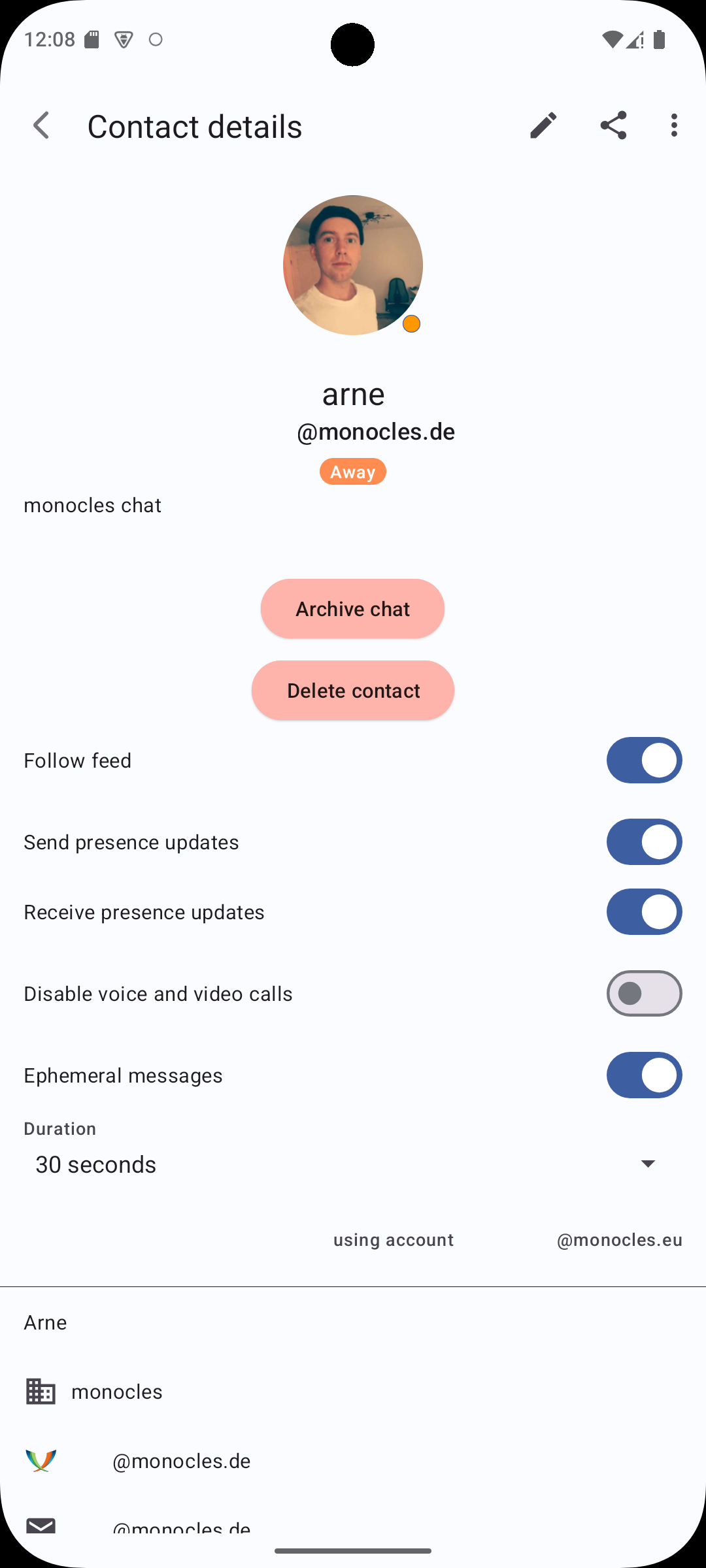 The contact details of Arne with several options and now also with an option to activate ephemeral messages